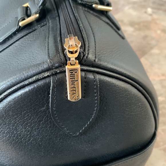 ❤️❤️sOLD❤️❤️Burberrys vintage Boston leather bag - Picture 4 of 14
